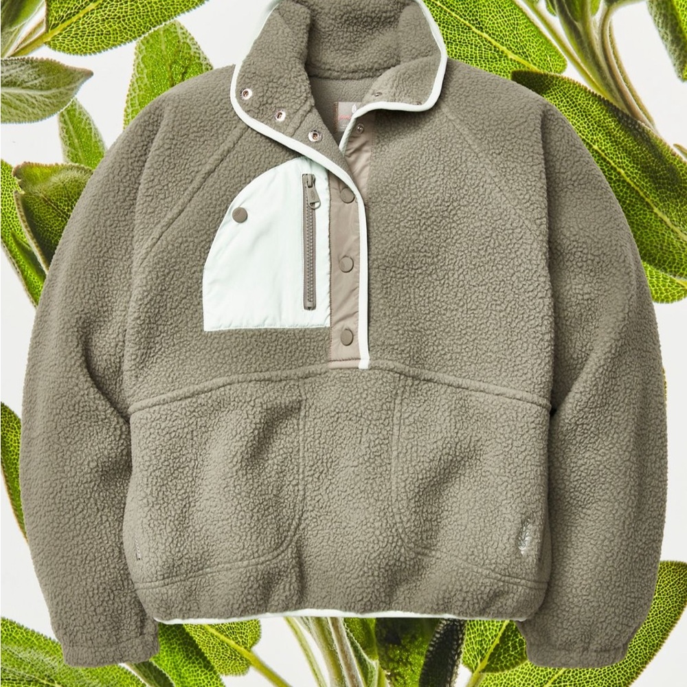 Free People Hit The Slopes Colorblock
Fleece Pullover